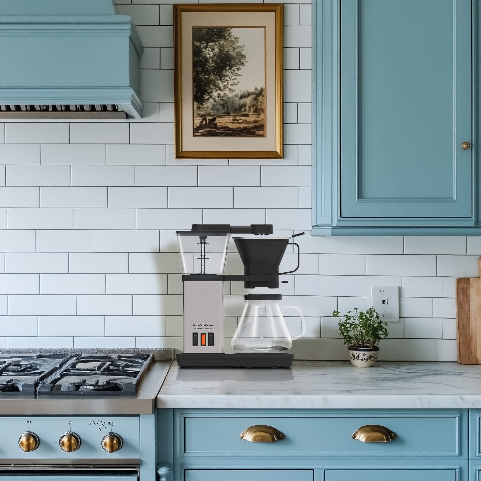 Plastic free coffee brewer in kitchen