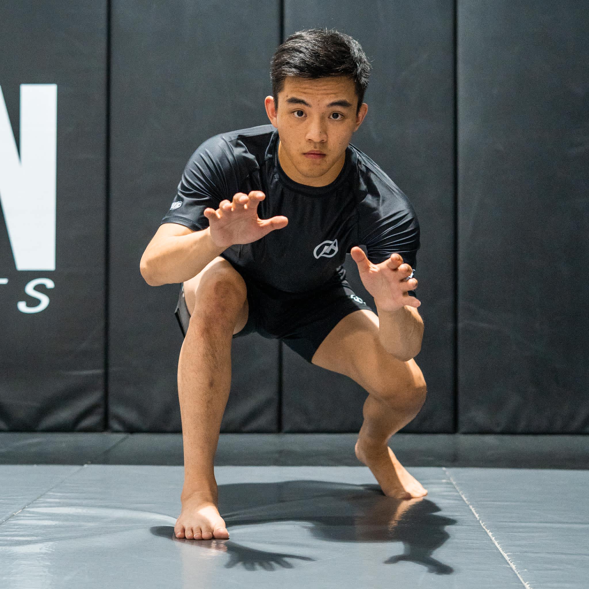 Hooks Pursuit Jiu-Jitsu Shorts - Superior Mobility with Side Slits